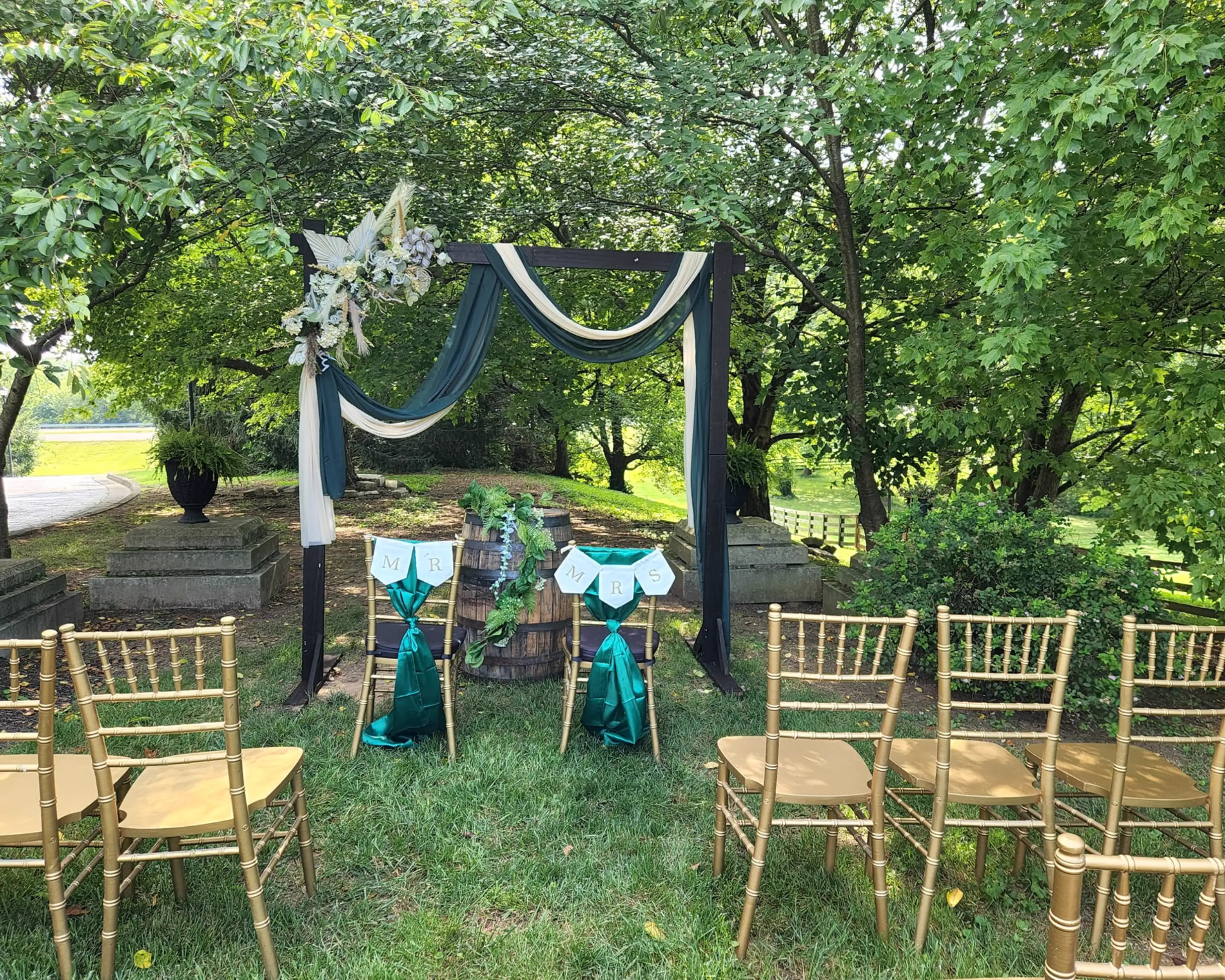 Wedding ceremony setup Madison County Kentucky